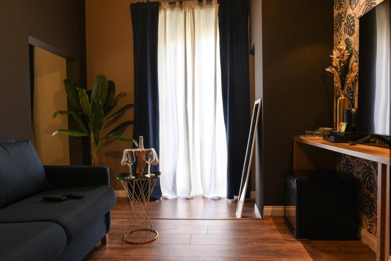 Il Corso Comfort Rooms Рим Екстер'єр фото