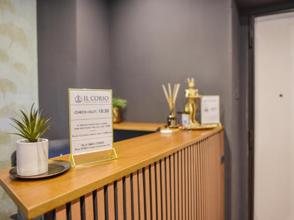 Il Corso Comfort Rooms Рим Екстер'єр фото