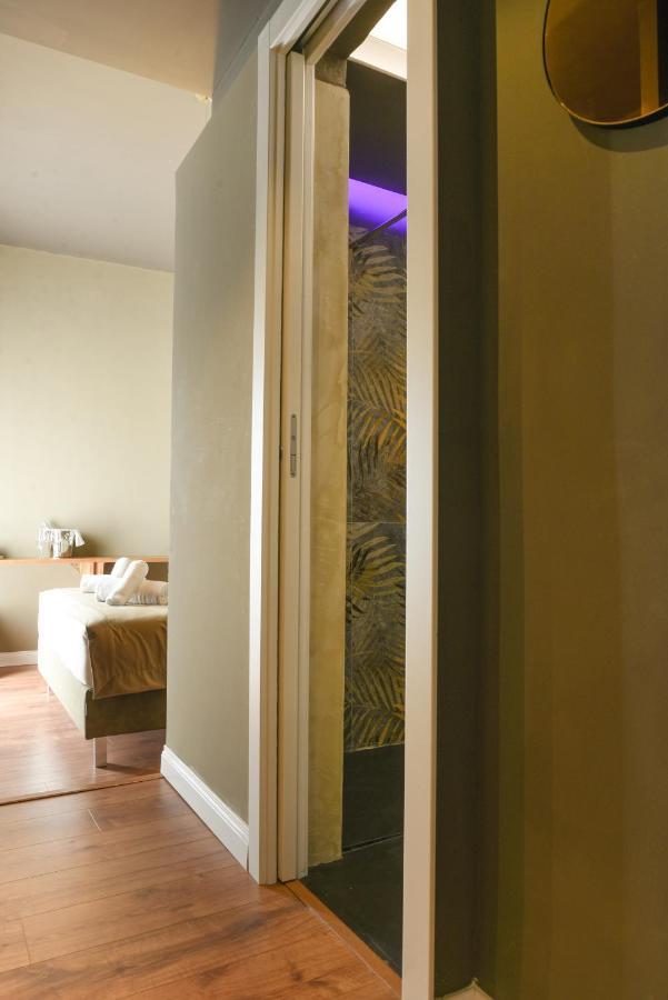 Il Corso Comfort Rooms Рим Екстер'єр фото