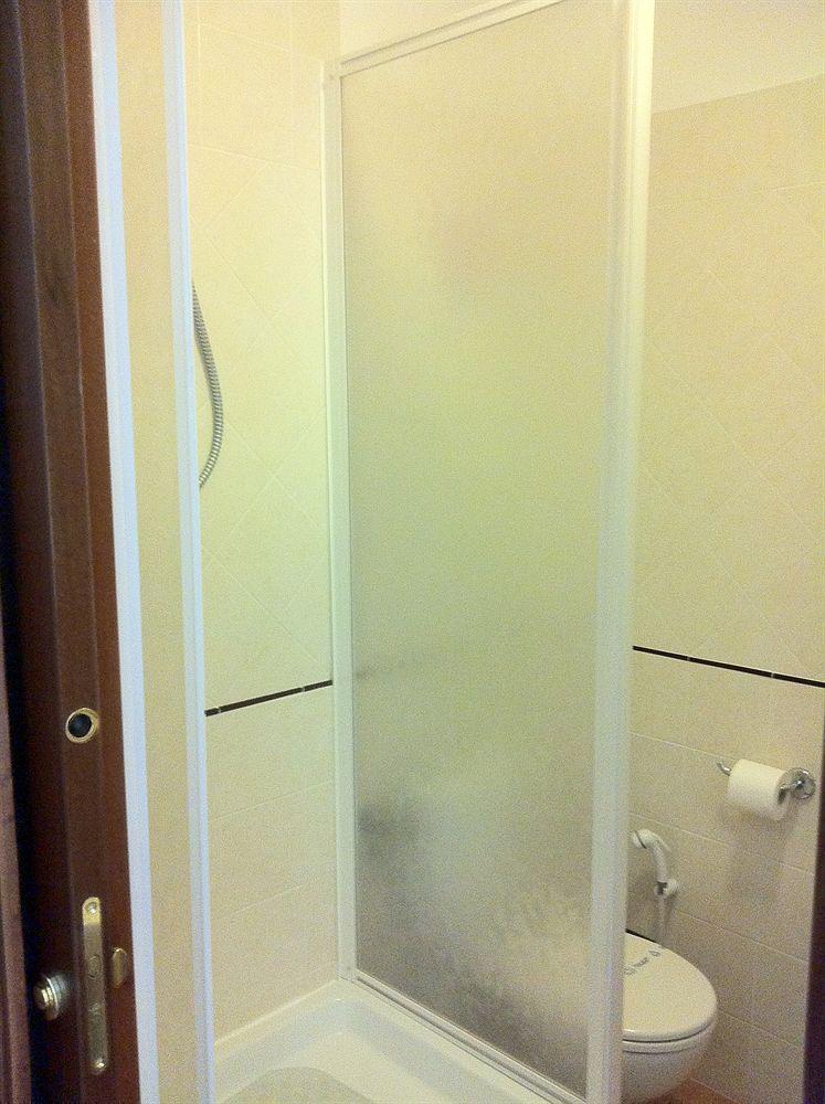 Il Corso Comfort Rooms Рим Екстер'єр фото