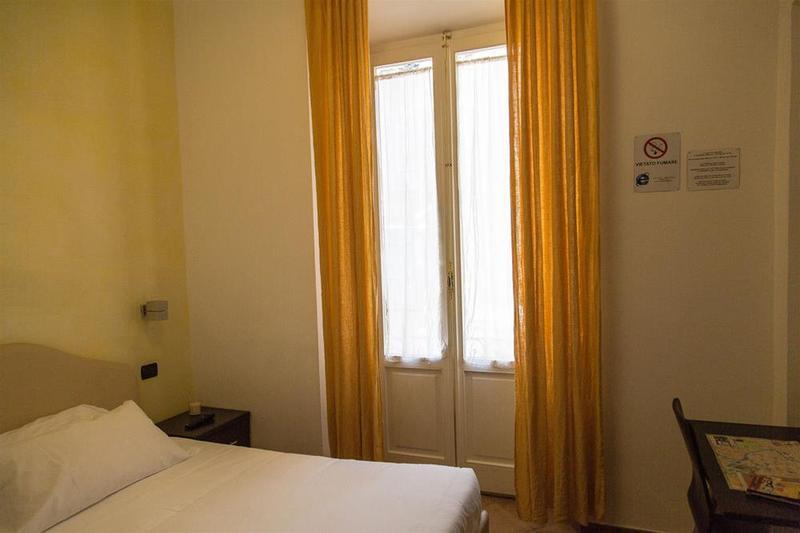Il Corso Comfort Rooms Рим Екстер'єр фото