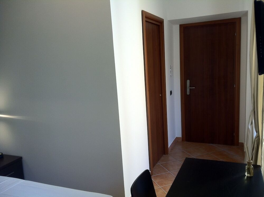 Il Corso Comfort Rooms Рим Екстер'єр фото